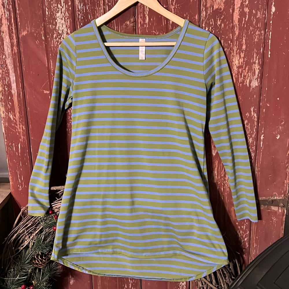 XS Lularoe Lynnae